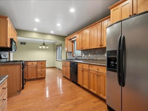920 Westwood NW Cedar Rapids IA 52405