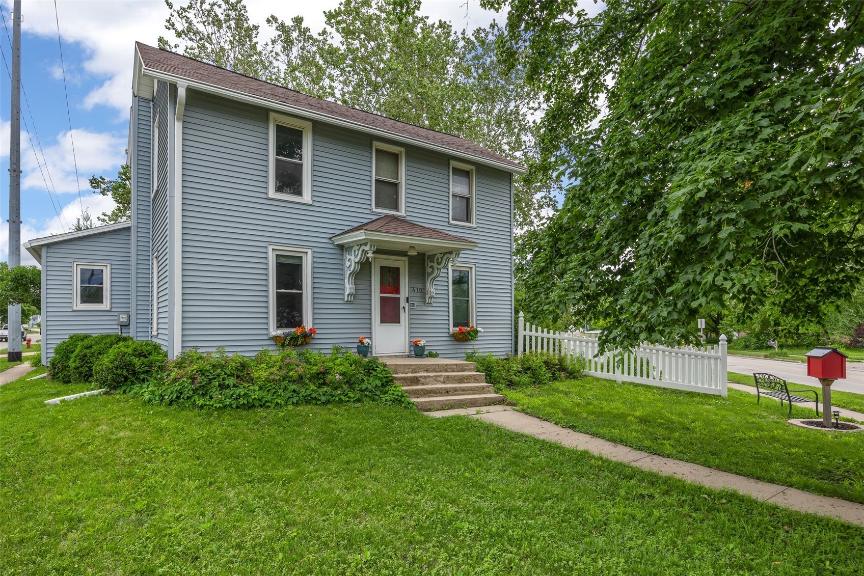 470 N Dubuque Street North Liberty IA 52317
