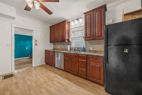470 N Dubuque Street North Liberty IA 52317