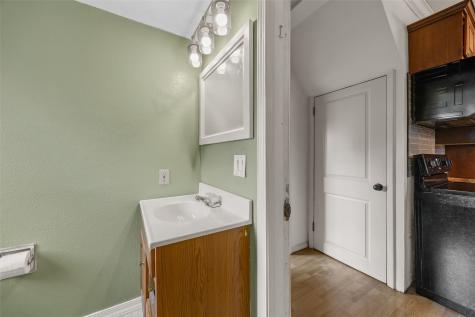 470 N Dubuque Street North Liberty IA 52317