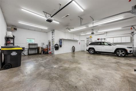 1356 NE Lakewoods Court Swisher IA 52338