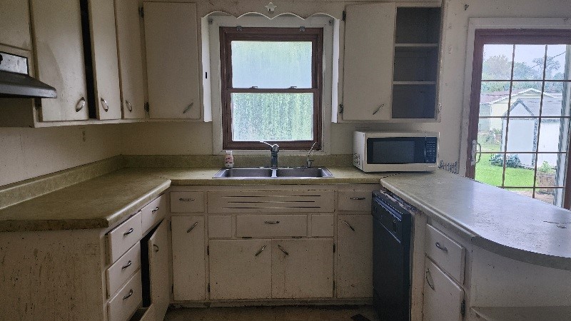 3308 H Avenue NW Cedar Rapids IA 52405