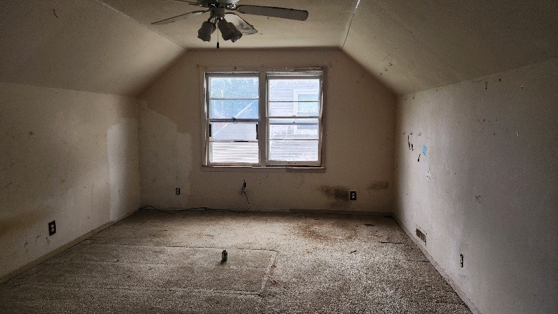 3308 H Avenue NW Cedar Rapids IA 52405