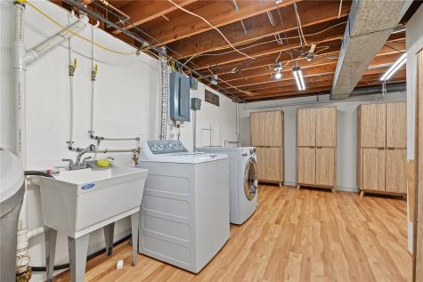 3035 16th Avenue Marion IA 52302