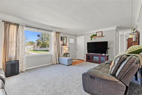 3035 16th Avenue Marion IA 52302