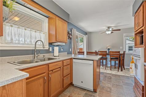 3035 16th Avenue Marion IA 52302