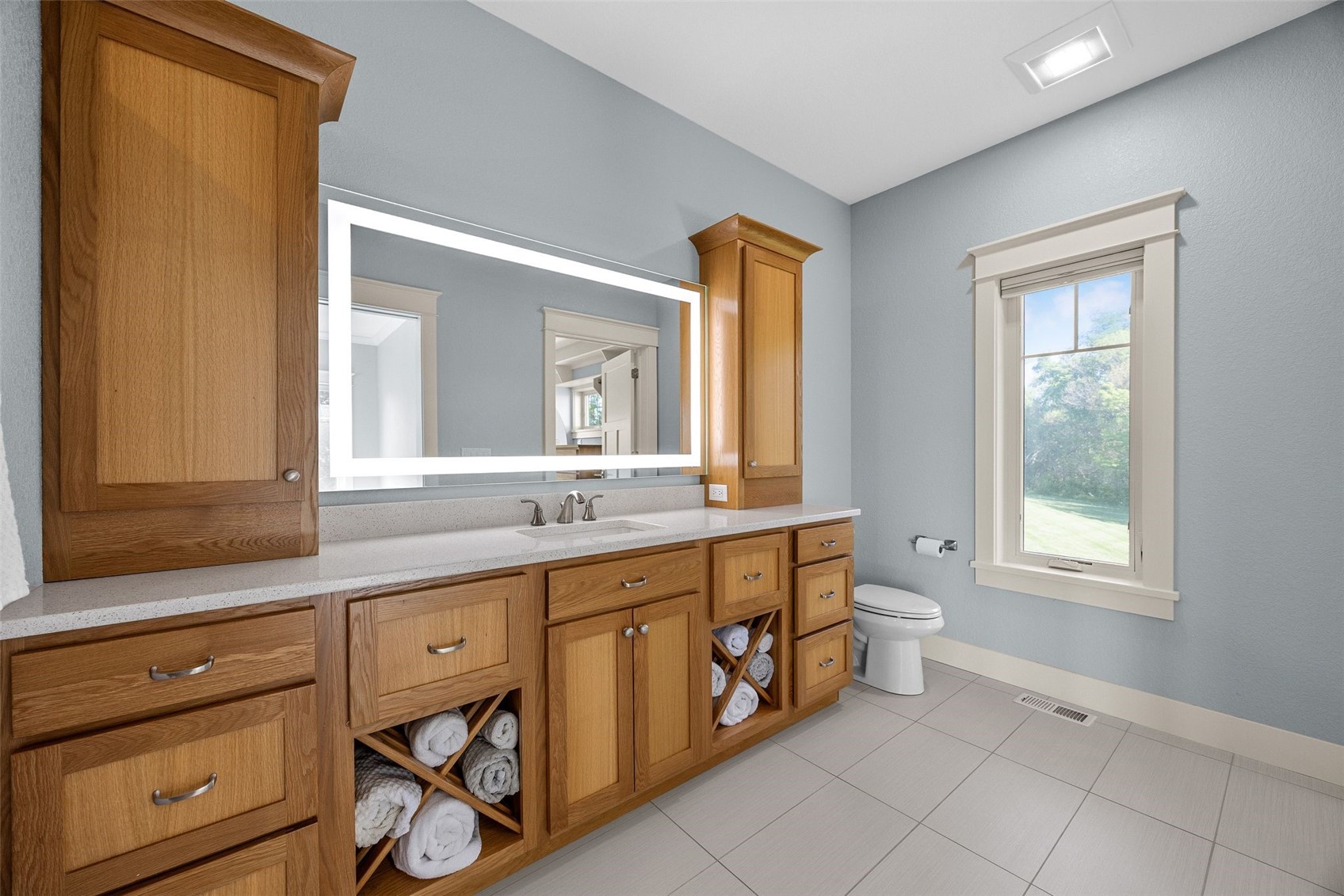 4210 Wright Brothers Boulevard E Ely IA 52227