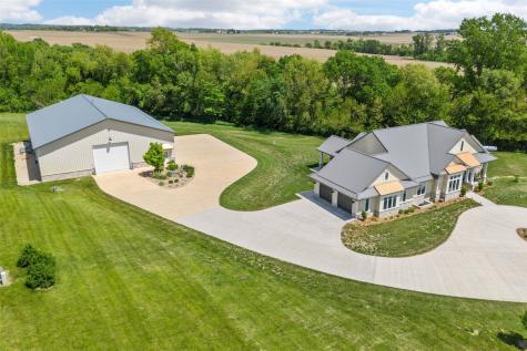 4210 Wright Brothers Boulevard E Ely IA 52227