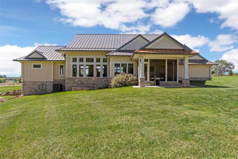 4210 Wright Brothers Boulevard E Ely IA 52227