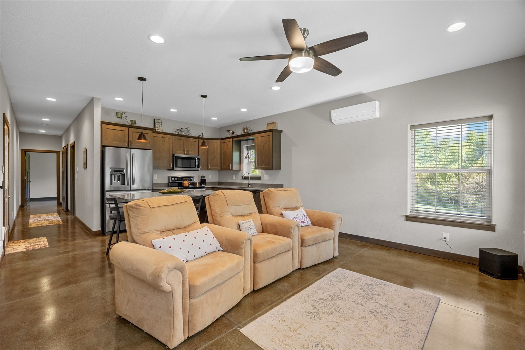 4210 Wright Brothers Boulevard E Ely IA 52227