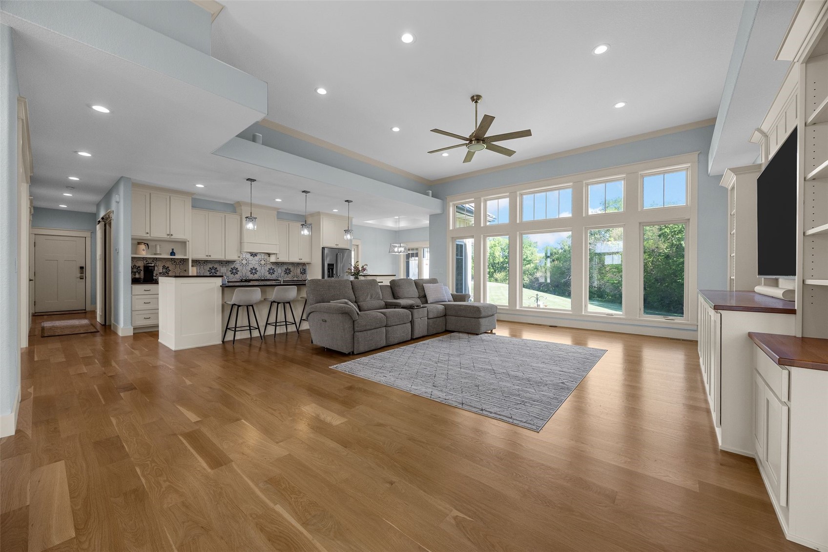 4210 Wright Brothers Boulevard E Ely IA 52227