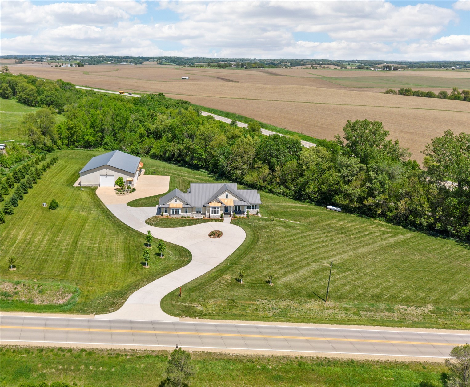 4210 Wright Brothers Boulevard E Ely IA 52227