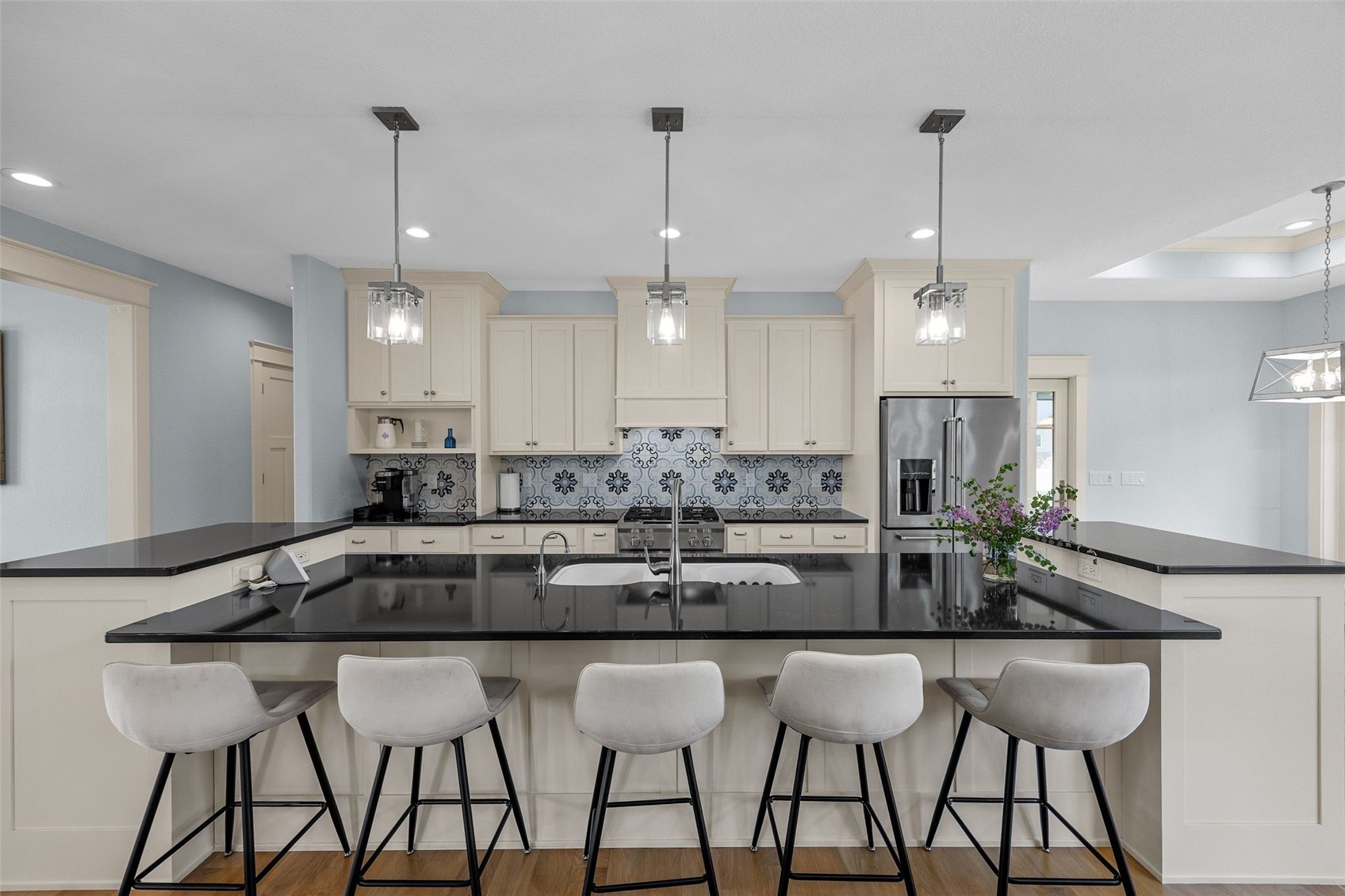 4210 Wright Brothers Boulevard E Ely IA 52227