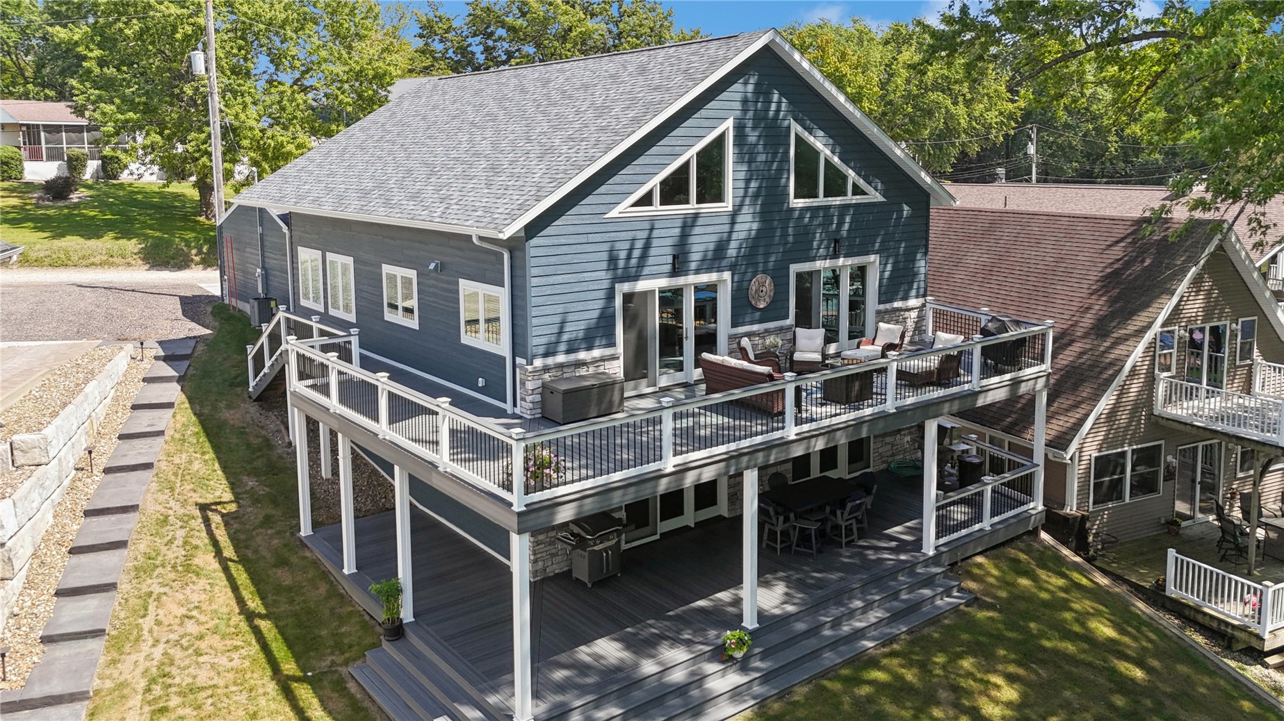 214 Eastside Lane Montezuma IA 50171