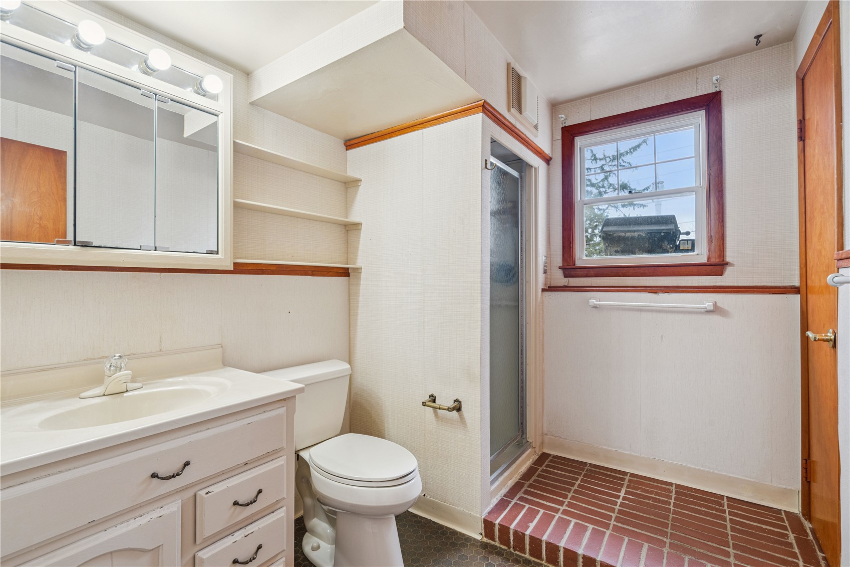 1007 Raney Street Hiawatha IA 52233