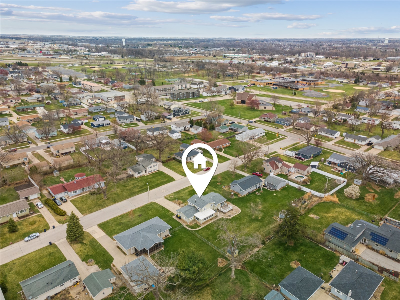 1007 Raney Street Hiawatha IA 52233