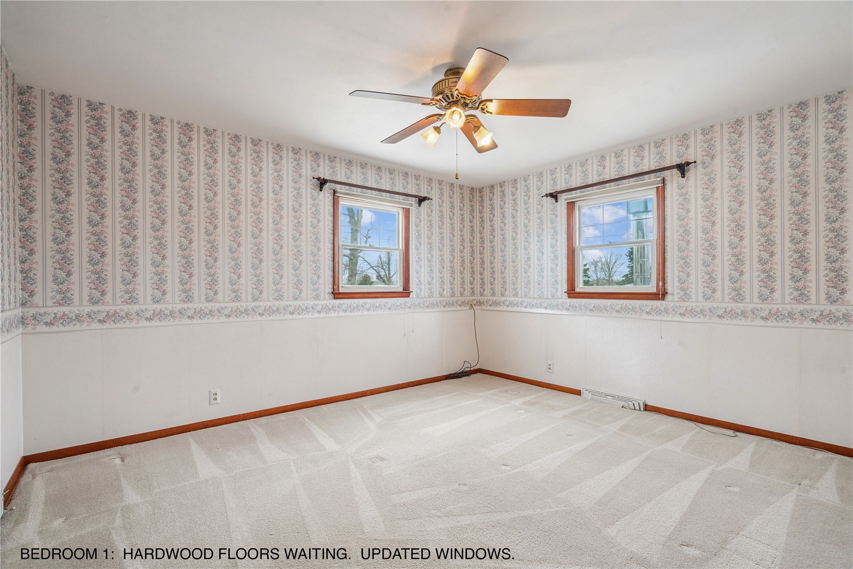 1007 Raney Street Hiawatha IA 52233