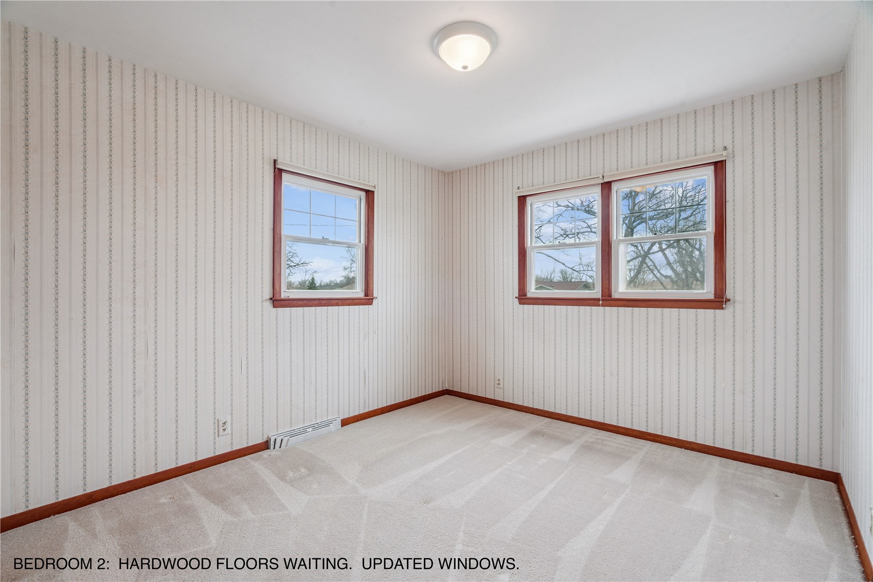 1007 Raney Street Hiawatha IA 52233