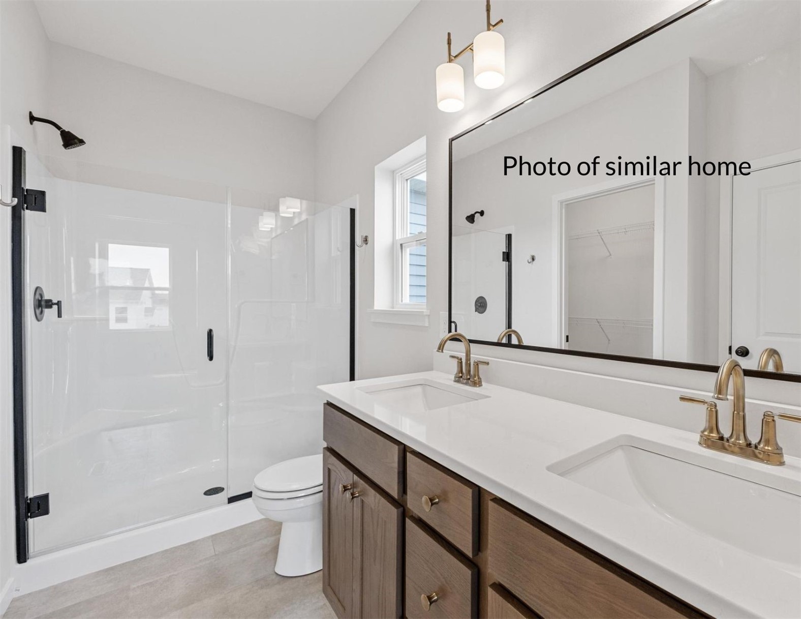 7501 Country Brook Drive NW Cedar Rapids IA 52405