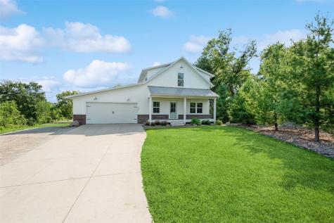 9207 Feather Ridge Road Cedar Rapids IA 52411