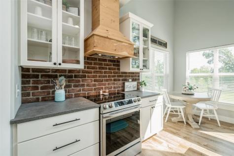 9207 Feather Ridge Road Cedar Rapids IA 52411