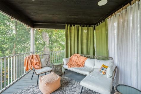 9207 Feather Ridge Road Cedar Rapids IA 52411