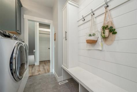 9207 Feather Ridge Road Cedar Rapids IA 52411