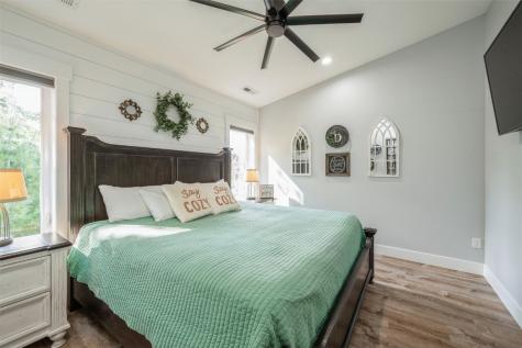 9207 Feather Ridge Road Cedar Rapids IA 52411