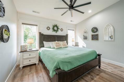 9207 Feather Ridge Road Cedar Rapids IA 52411