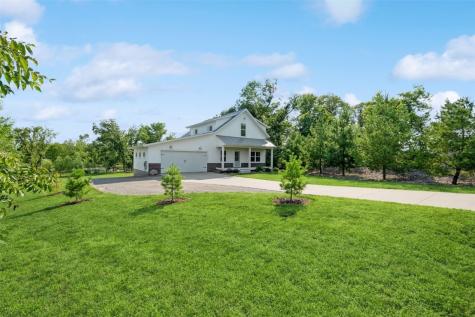 9207 Feather Ridge Road Cedar Rapids IA 52411