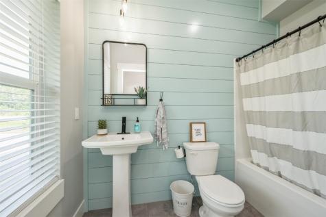 9207 Feather Ridge Road Cedar Rapids IA 52411