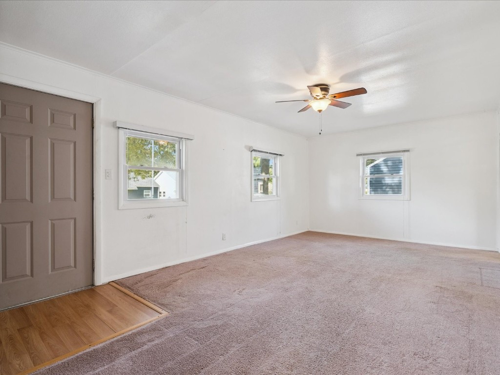 3817 Lennox Avenue NE Cedar Rapids IA 52402