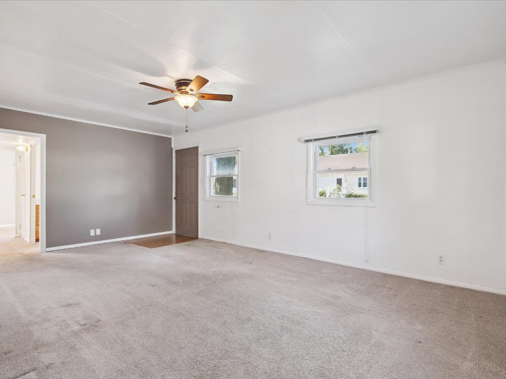 3817 Lennox Avenue NE Cedar Rapids IA 52402