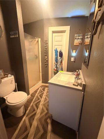 214 1st Street Keystone IA 52249