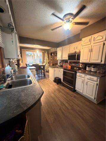 214 1st Street Keystone IA 52249