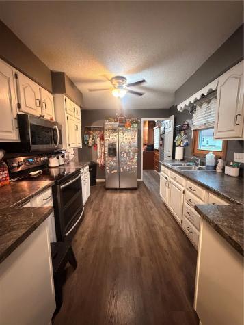214 1st Street Keystone IA 52249