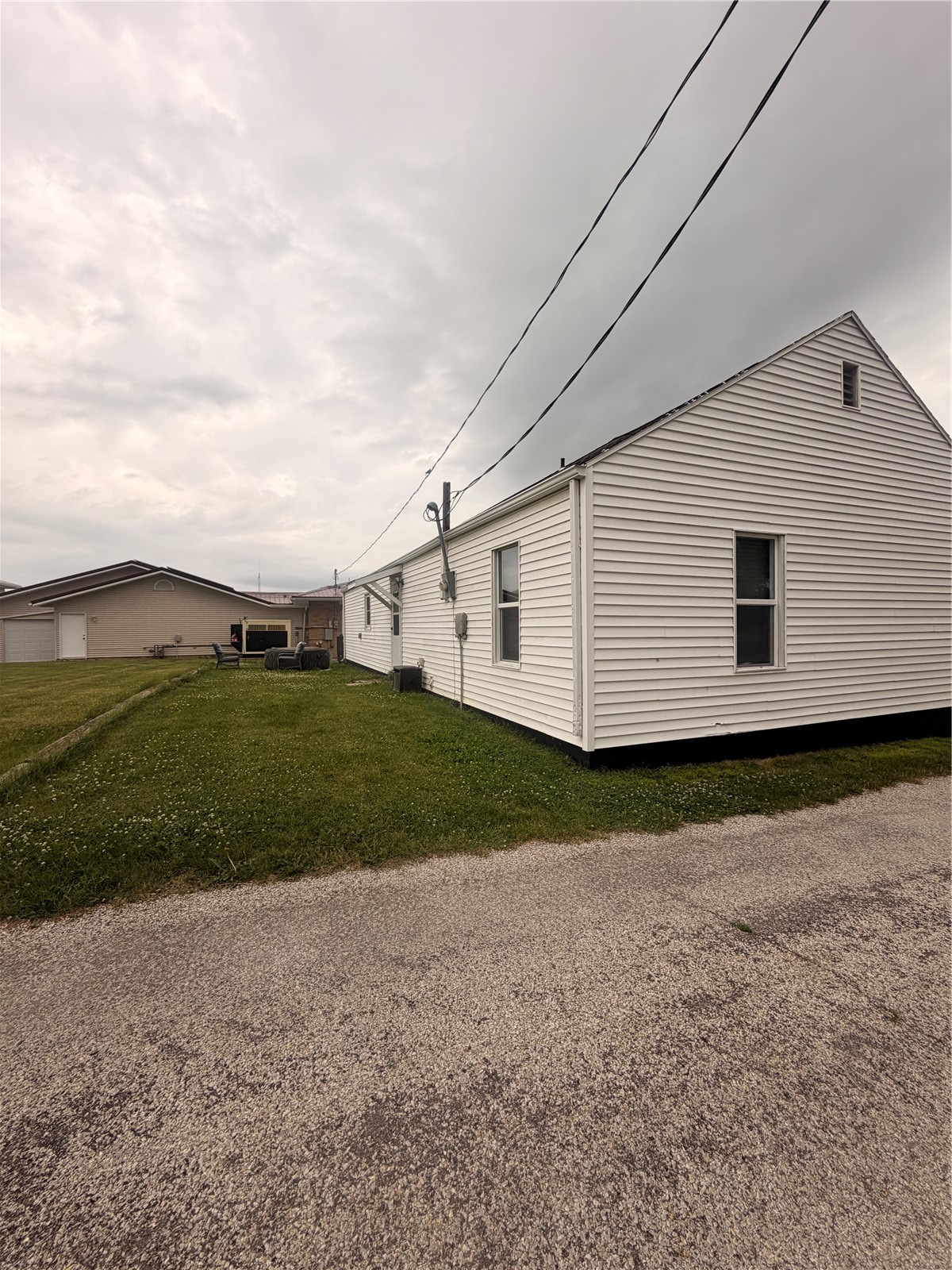 214 1st Street Keystone IA 52249