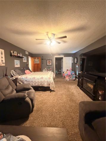 214 1st Street Keystone IA 52249