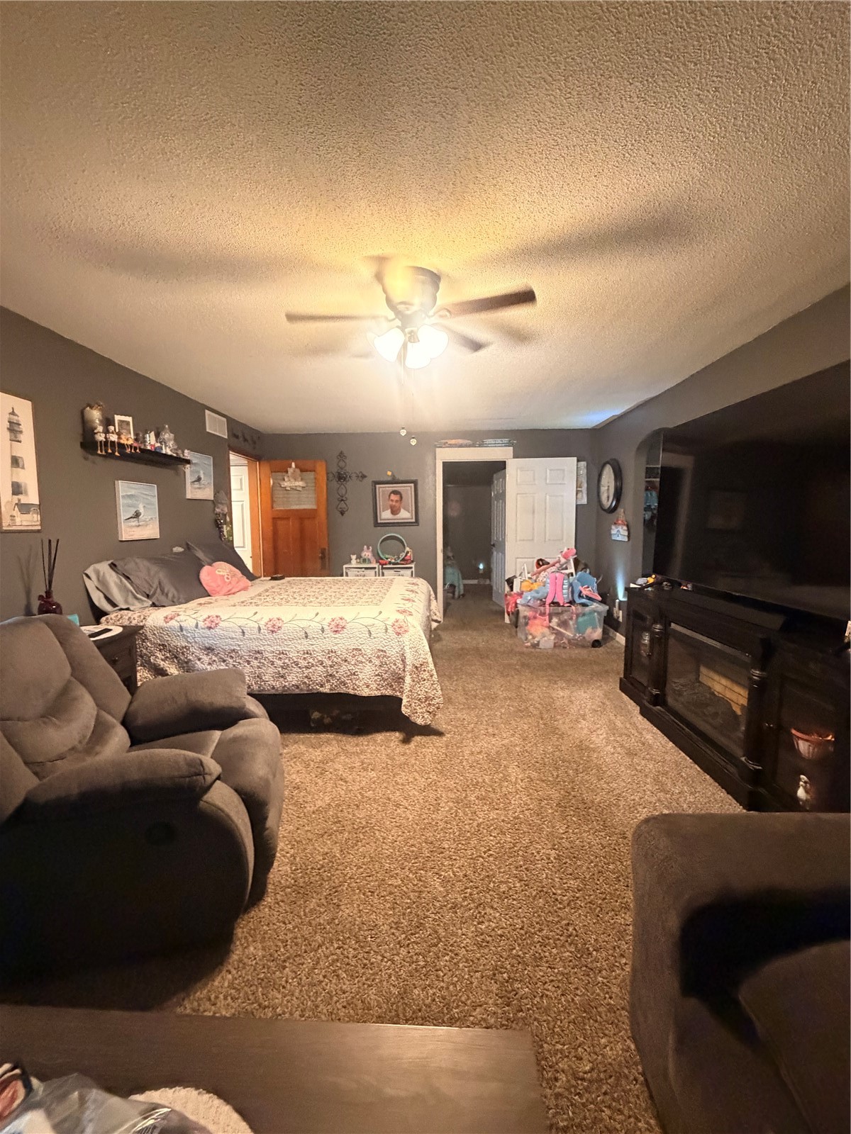 214 1st Street Keystone IA 52249