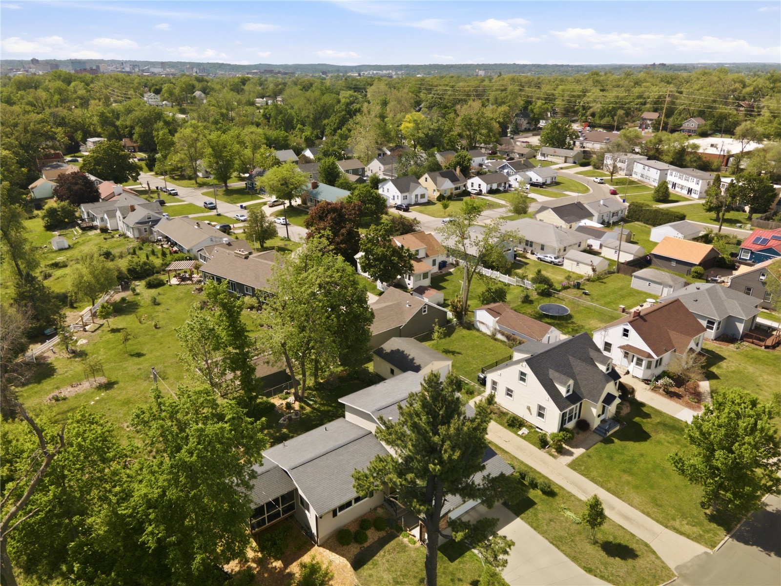 1129 25th Street Cedar Rapids IA 52403