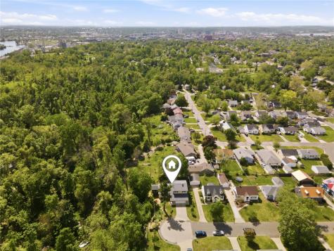 1129 25th Street Cedar Rapids IA 52403
