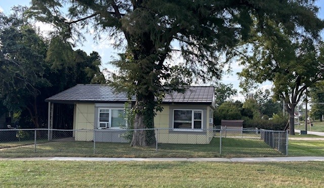 2124 1st Avenue NE Cedar Rapids IA 52402