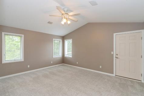 1276 Winchester Drive NE Swisher IA 52338