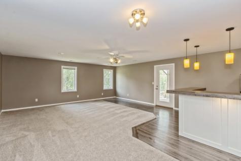 1276 Winchester Drive NE Swisher IA 52338