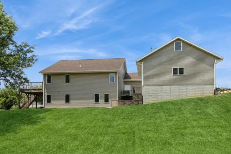 1276 Winchester Drive NE Swisher IA 52338