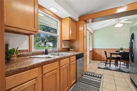 4209 Northwood Drive NE Cedar Rapids IA 52402