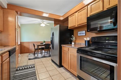 4209 Northwood Drive NE Cedar Rapids IA 52402