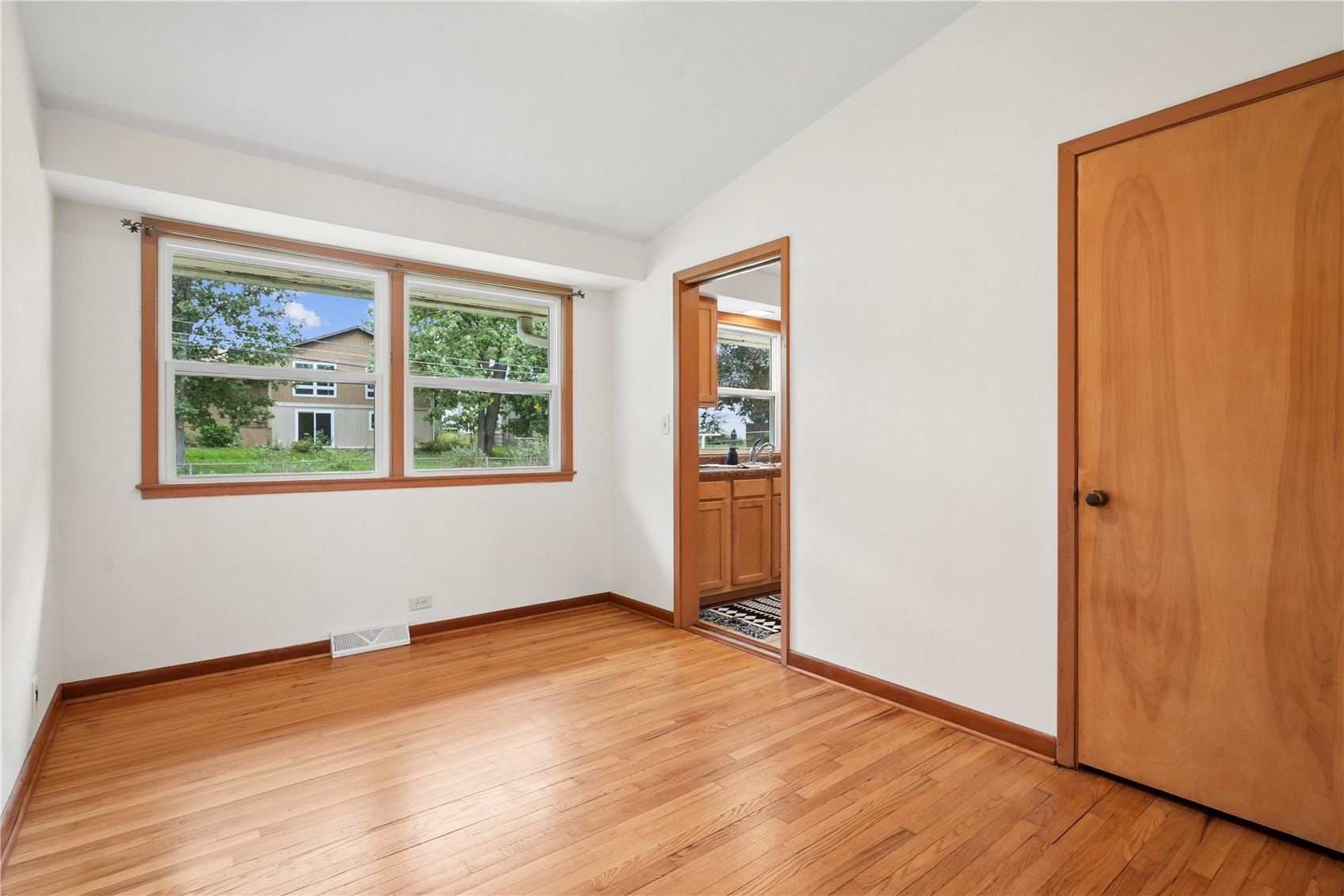 4209 Northwood Drive NE Cedar Rapids IA 52402