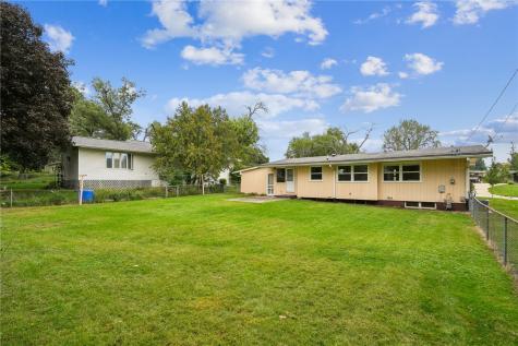 4209 Northwood Drive NE Cedar Rapids IA 52402