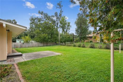 4209 Northwood Drive NE Cedar Rapids IA 52402